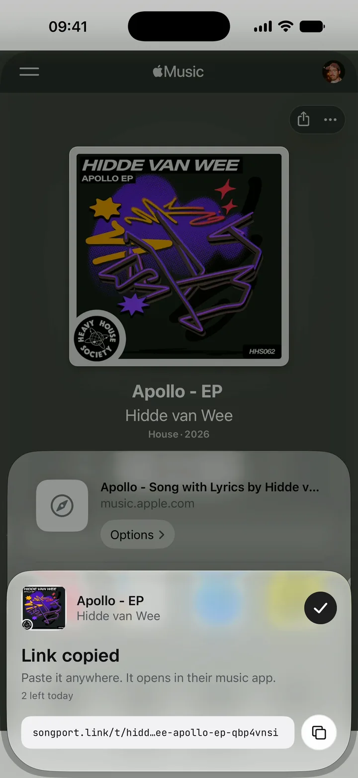 A card over Apple Music that says Link copied, with the SongPort link under it.